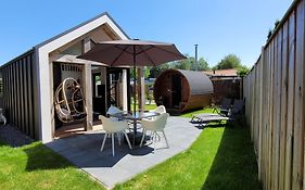 Tiny Zen House In Heinkenszand With Private Sauna, Airco, Outdoor Swimming Pool, Wifi And 2 Bedrooms