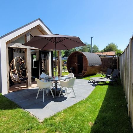 Tiny Zen House In Heinkenszand With Private Sauna, Airco, Outdoor Swimming Pool, Wifi And 2 Bedrooms Buitenkant foto