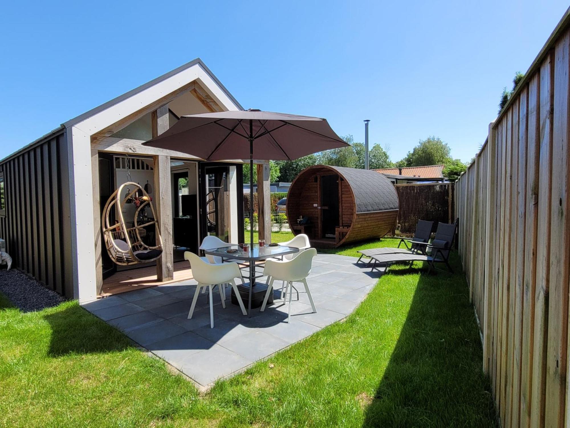 Tiny Zen House In Heinkenszand With Private Sauna, Airco, Outdoor Swimming Pool, Wifi And 2 Bedrooms Buitenkant foto