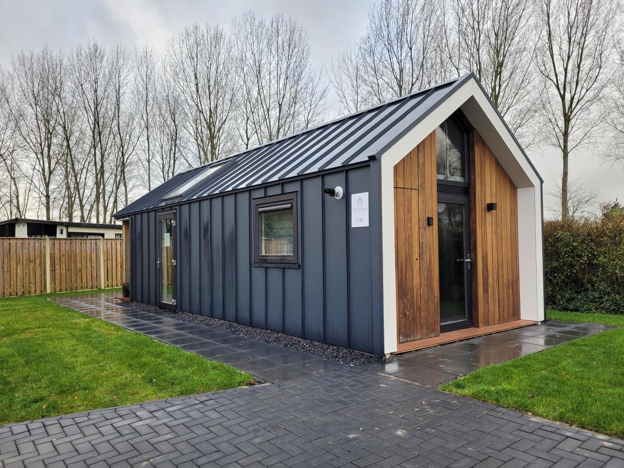Tiny Zen House In Heinkenszand With Private Sauna, Airco, Outdoor Swimming Pool, Wifi And 2 Bedrooms Buitenkant foto
